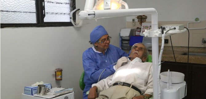 Atenci�n integral del adulto mayor institucionalizado, en el Ancianato San Miguel