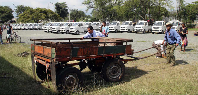 Este mi�rcoles en audiencia p�blica se adjudicar�n veh�culos de carga que sustituir�n carretillas