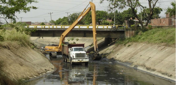Emcali gestionar� ante Gobierno Nacional entubamiento de canales en el oriente