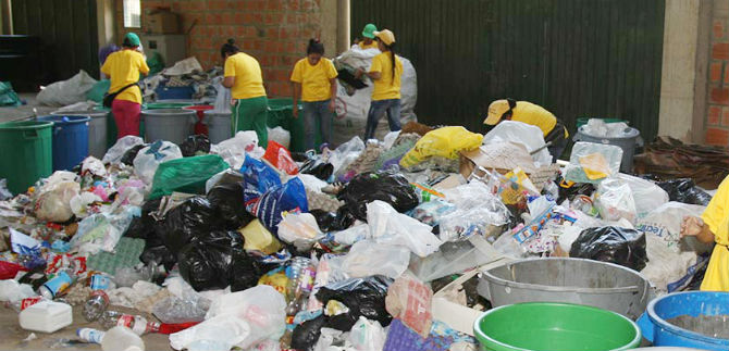 Invitan a organizaciones de recicladores a conocer proyecto social