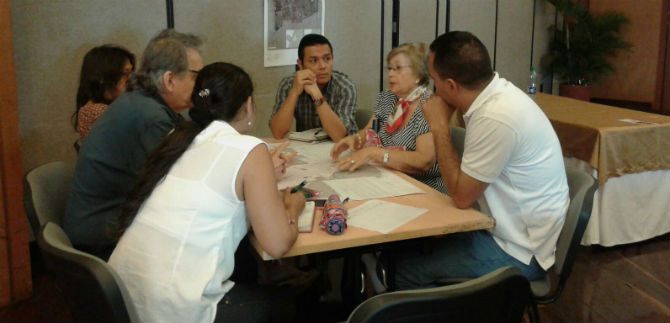 Problem�ticas de comunas 3, 9 16, 17 y 19 pueden exponerse hasta el 10 de septiembre