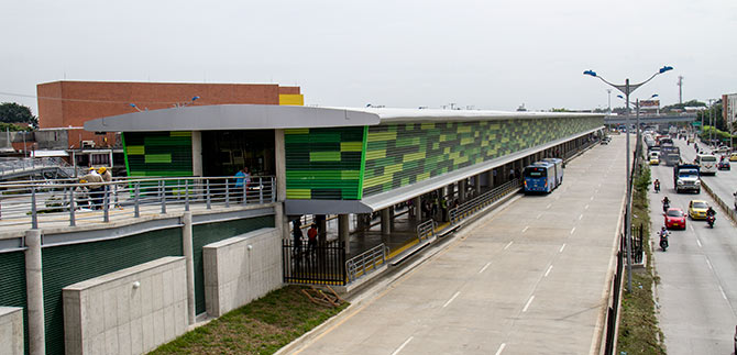 Cruce vial con la Troncal de Aguablanca estar� listo en tres semanas