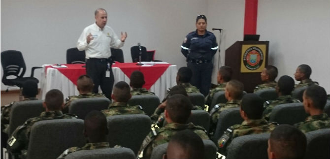 Soldados de la Tercera Brigada se capacitaron en atenci�n de incendios forestales