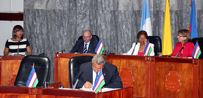 Alcaldesa (e) instal� sesiones ordinarias del Concejo