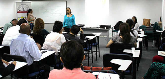 Realizan sensibilizaci�n de violencias de g�nero con funcionarios de la Fiscal�a