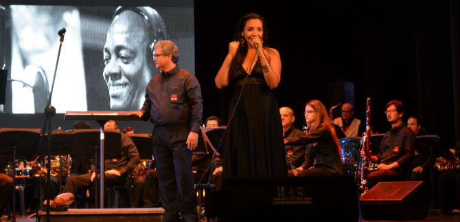 El Municipal recibi� al talento, la amistad y la solidaridad