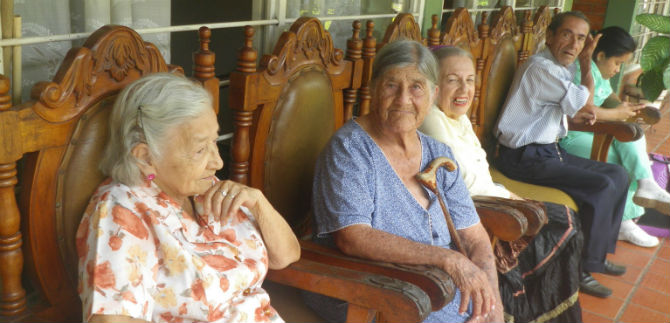 150 adultos mayores sin hogar se beneficiar�n con el convenio entre Alcald�a y San Miguel