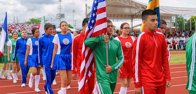 M�s de 150 Colegios participaron en la inauguraci�n de los juegos Sup�rate 2016