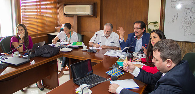 Alcald�a y BID avanzan en operaci�n crediticia a favor de metas en proyectos educativos