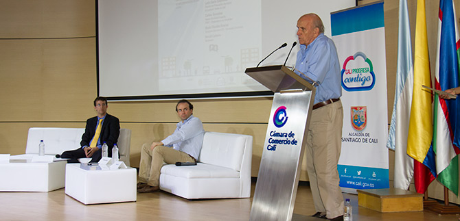 Alcald�a le apuesta al MIO y al uso de la bicicleta