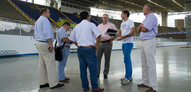 Mundial de Ciclismo en Pista 2014, recibi comisionado de prensa Italiano que confirm avances del evento