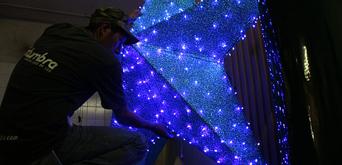 Familias disfrutarn de una explosin de luz con el alumbrado caleo