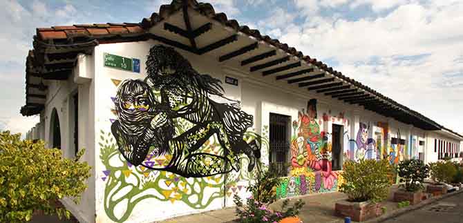 Fiesta andina en el parque artesanal de la Loma de la Cruz