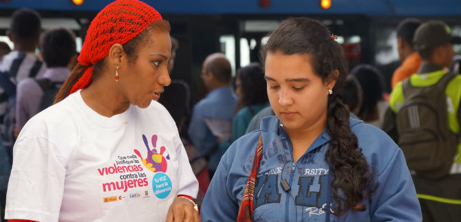 Fortalecen campaa para prevenir la violencia contra la mujer durante la Feria