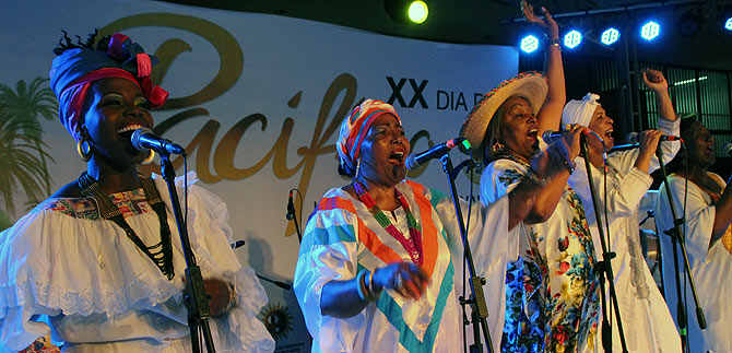 Alcalda de Cali condecor a la Maestra Lilyan Rosero