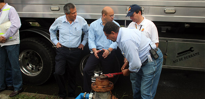 Alcalde (e) de Cali supervis inicio de plan de contingencia por corte de agua