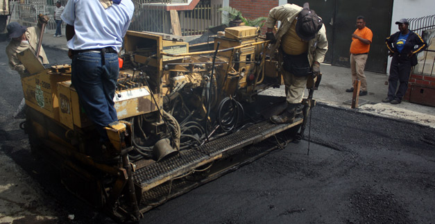 Secretara de Infraestructura interviene nuevas vas con el plan bacheo
