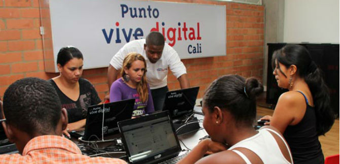 Convocatoria a medios de comunicacin