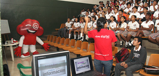 Programa En TIC Confo lleg a los alumnos de cinco instituciones de Cali