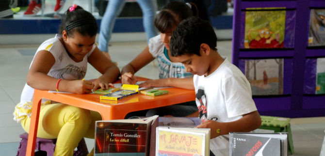 Vitrina Literaria, una alianza de privados y pblicos