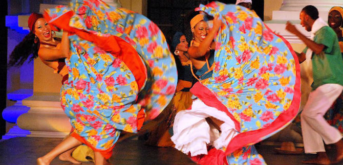 Convocan a participar en intercolegiado de danzas