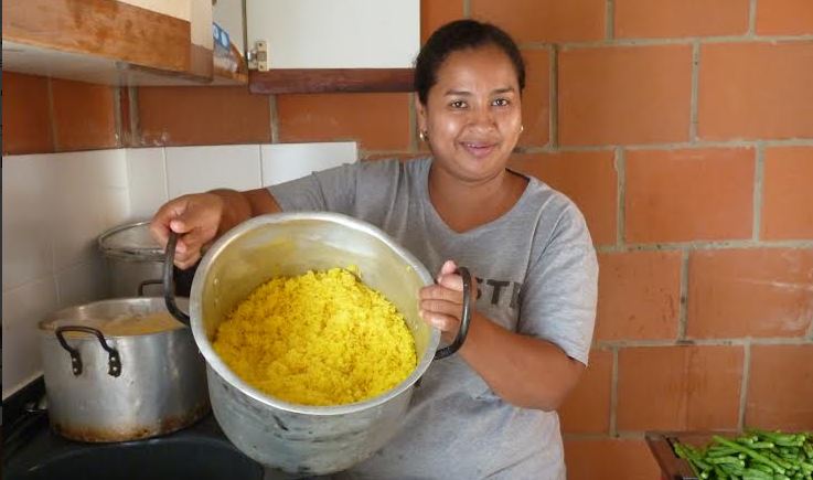 Olla comunitaria ejemplar ya funciona en Llano Verde