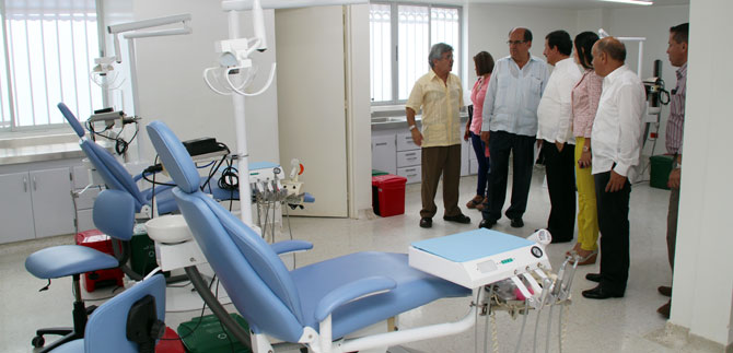 Centro de Salud Manuela Beltr�n ofrece especialistas en varias �reas de la medicina