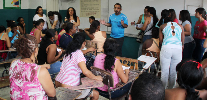 El programa Ms Familias en Accin certifica a 350 madre lderes