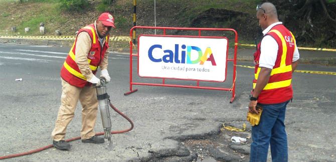 Plan bacheo ya supera los 270.000 m2 de malla vial de Cali rehabilitada