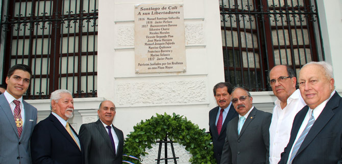 Orgullo caleo onde en la celebracin de 204 aos del Grito de Independencia