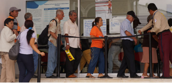 Iniciaron pagos de subsidio para adultos mayores