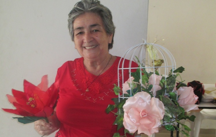 Fortalecen habilidades laborales de 1340 mujeres de la Comuna 9