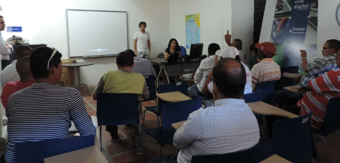Inversiones en comuna 15 se priorizaron en lo social; Participaci�n entreg� informe final