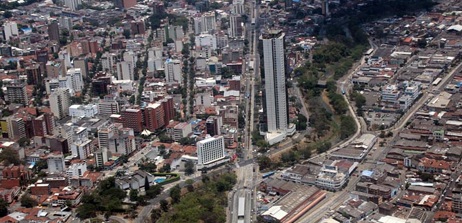 Expertos analizan el presente y futuro del empleo desde Cali