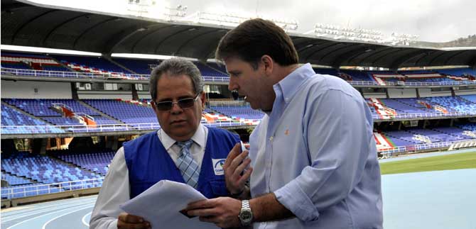 Alcalde (e) constat� con el Contralor los correctivos al sistema el�ctrico del Estadio
