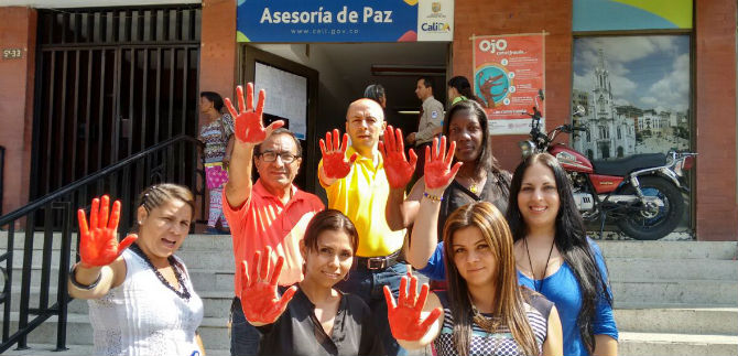 Asesor�a de Paz se une a Manos Rojas, campa�a mundial contra reclutamiento infantil