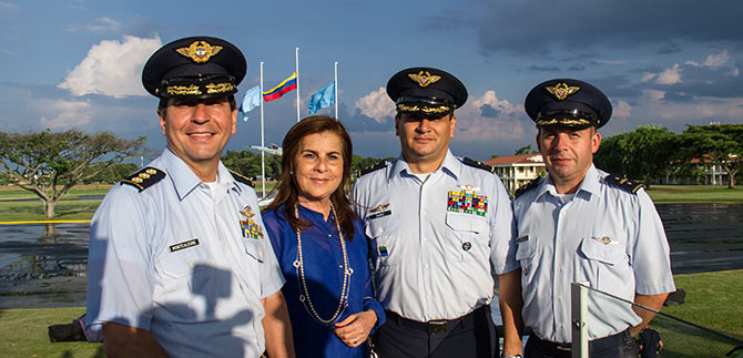 La Base A�rea condecor� a activos del Comando A�reo de Combate Nr 7