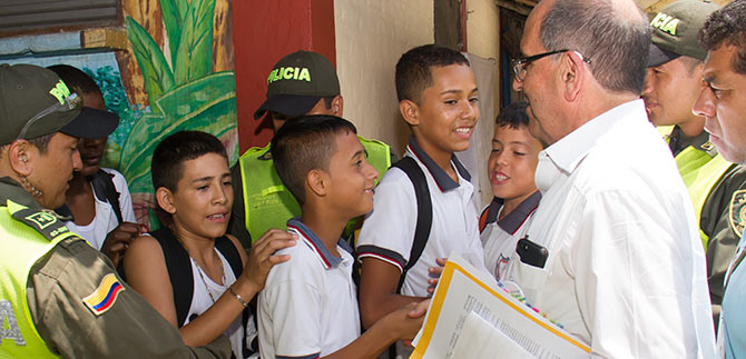 Educaci�n de calidad y deporte en comuna 13, son prioridades para la administraci�n cale�a