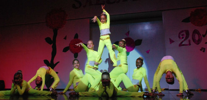 Mujeres de la salsa competir�n en el Coliseo del Pueblo este s�bado