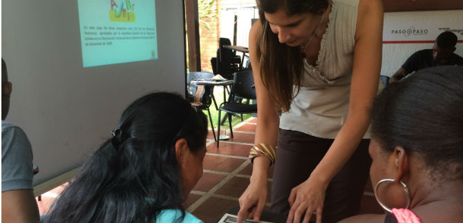 La Asesora de Paz muestra ofertas laborales para vctimas del conflicto