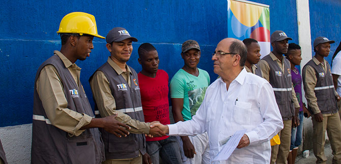 75.000 adoquines extienden senderos de inclusi�n y uni�n comunitaria�: alcalde Guerrero
