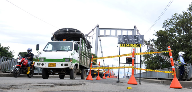 Tr�fico sobre el puente de Juanchito, sin contratiempo, sostiene Tr�nsito de Cali