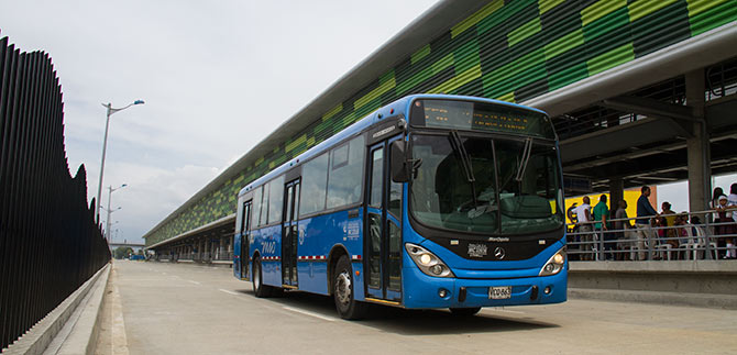 Con seis rutas, Terminal Calipso del MIO inicia operaci�n