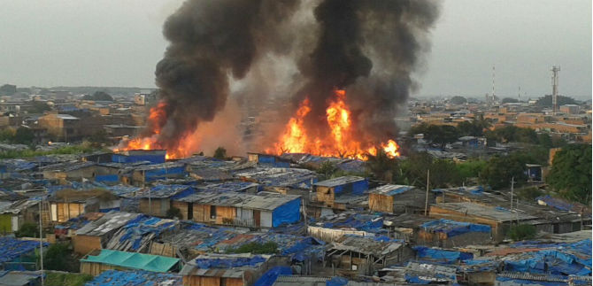 Consejo del Riesgo atiende a 128 familias afectadas por el incendio en el sector La Paz