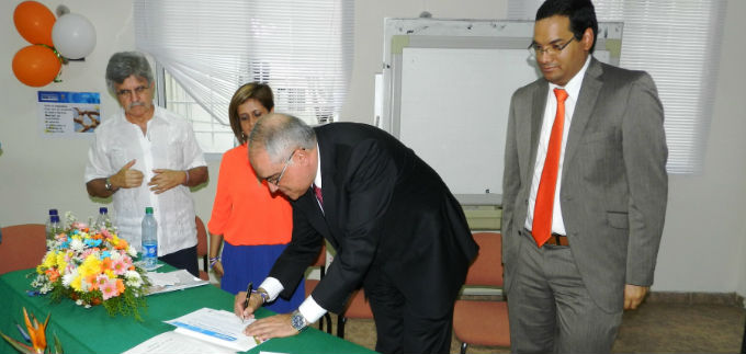 El embarazo en adolescentes va con tendencia a la baja; en el 2014 se redujo 17%