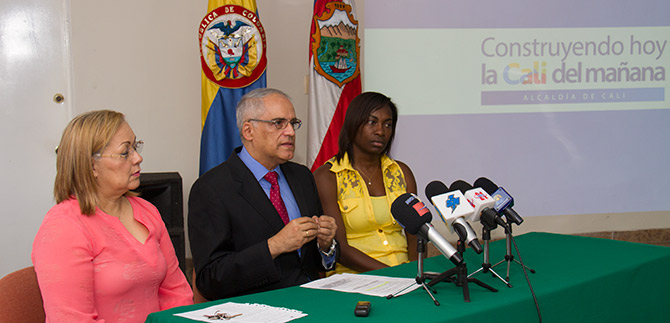 Secretara de Salud audit 42 dispensarios de medicamentos de Cali