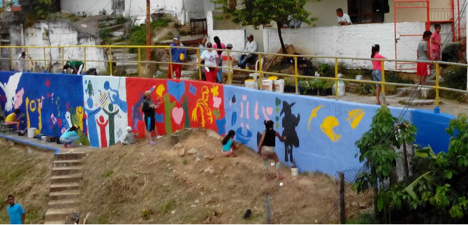 Asesora de Paz y ACR trabajan con jvenes de la comuna 20, para recuperar el entorno