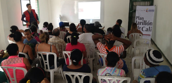 Plan Jarilln de Cali realiza taller de emergencia con comunidades