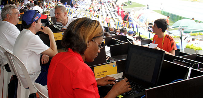 Cali cautiva a periodistas internacionales que cubren el Mundial de Atletismo