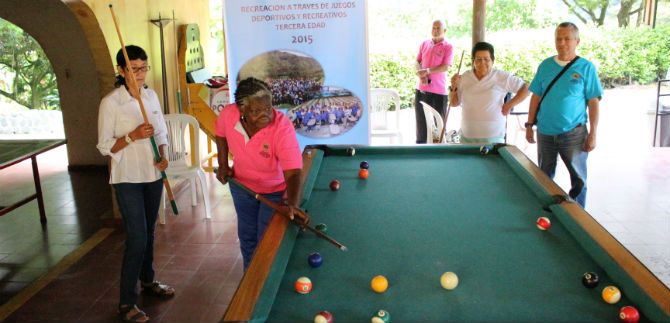 Abuelos de Cali disfrutan de sus juegos recreativos, por octavo a�o consecutivo